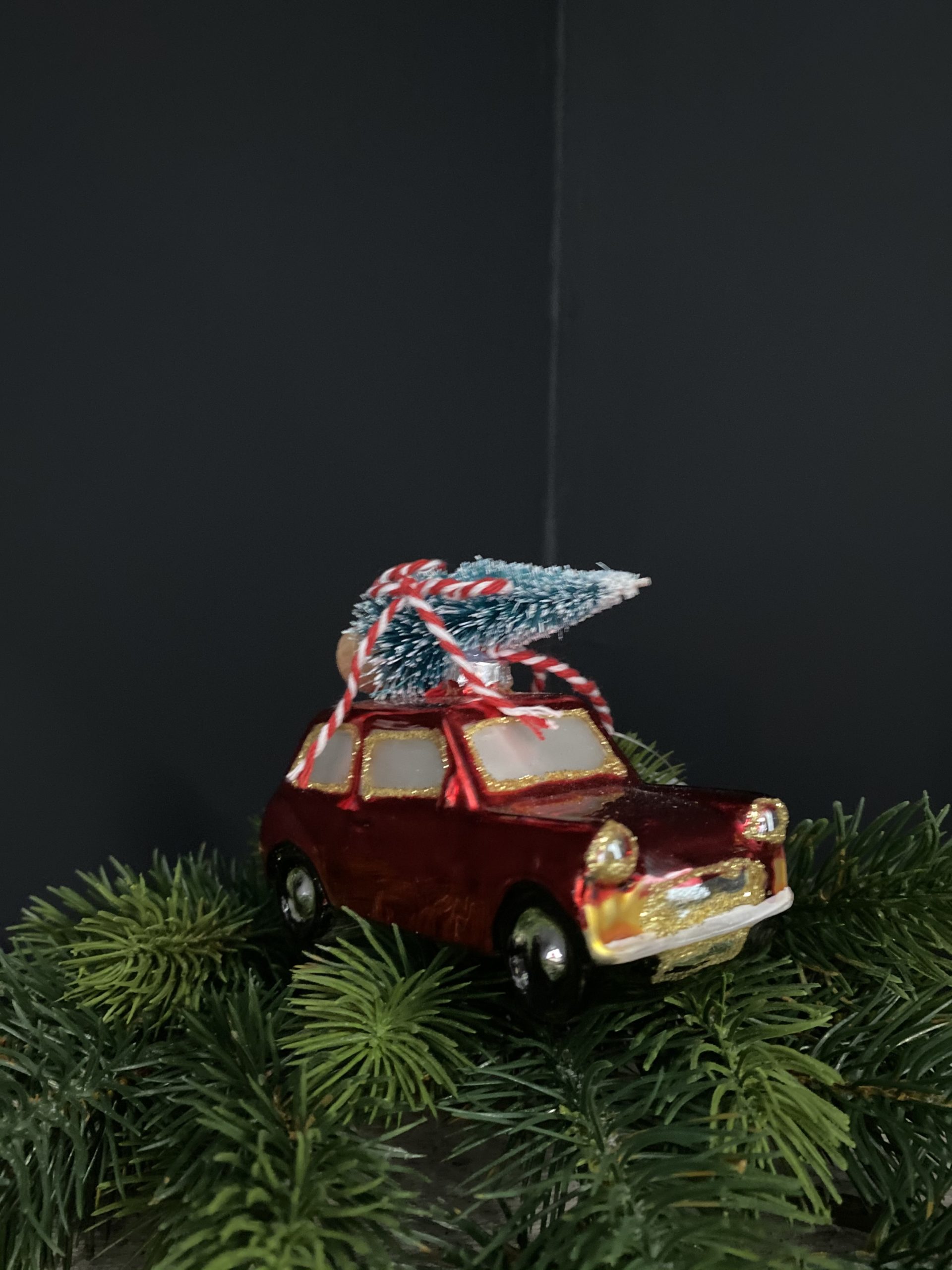 Noël amusantes – Décoration Noël en acrylique 2D en forme coq dessin animé  – Décoration voiture amusante pour maisons, voitures, salons, chambres à  coucher Umifica : : Cuisine et Maison